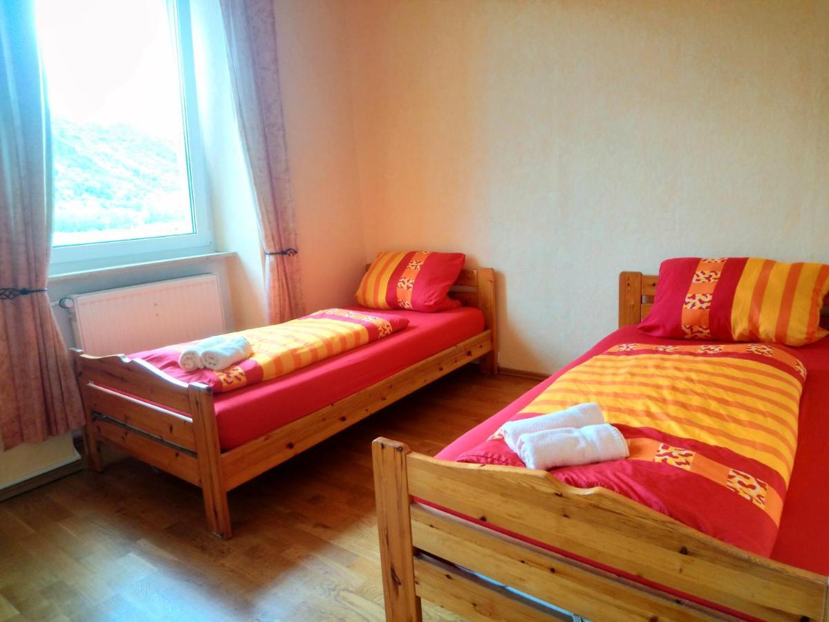 Pension Roehrig Hirzenach Bagian luar foto