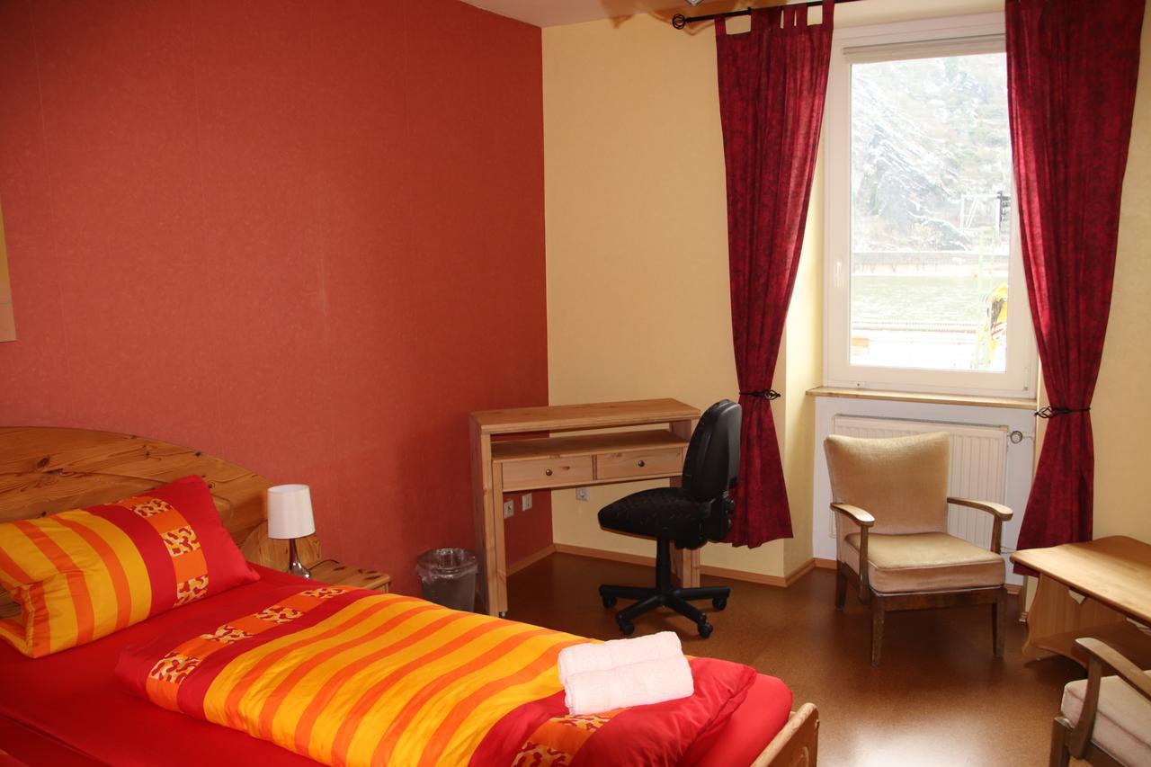 Pension Roehrig Hirzenach Bagian luar foto