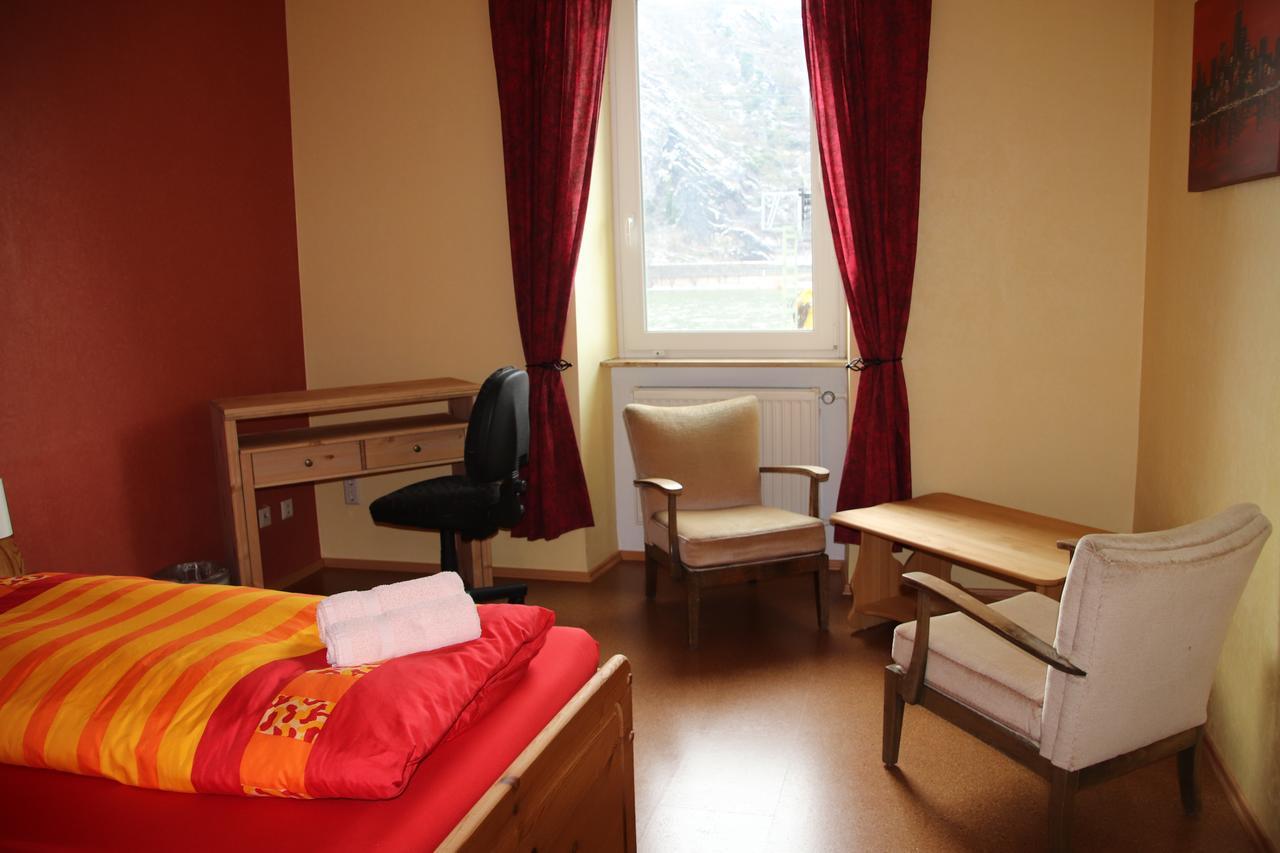 Pension Roehrig Hirzenach Bagian luar foto